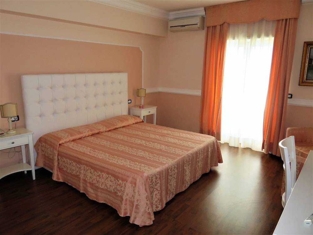 Bouganville Palace Hotel 1