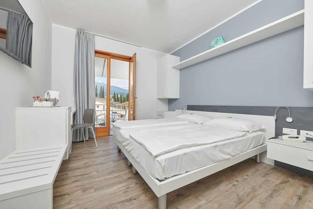 Eco Hotel Benacus 1