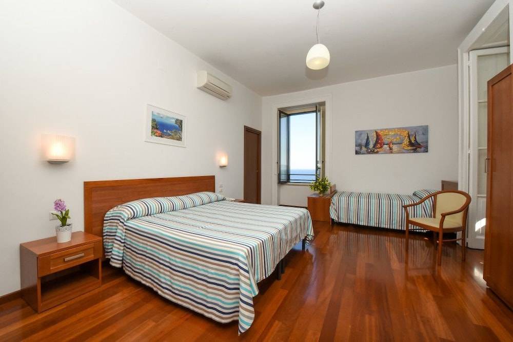 Villa Crawford 2