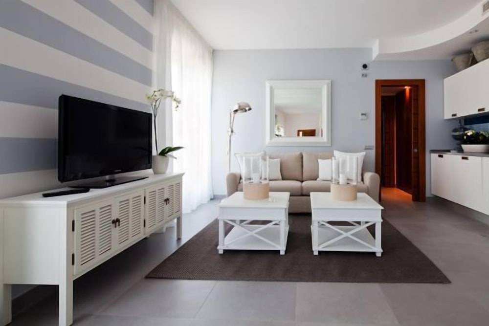 Cubo Apartments 1