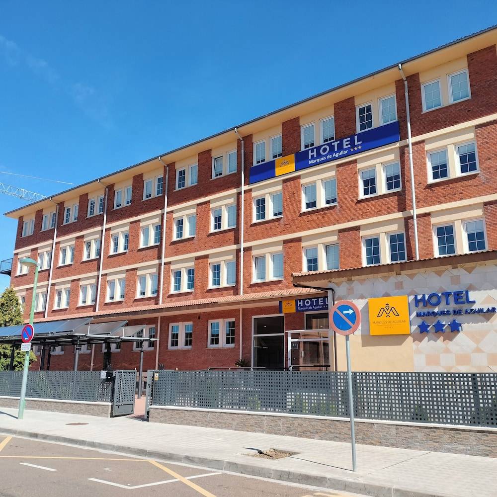 Hotel Marqués de Aguilar 1
