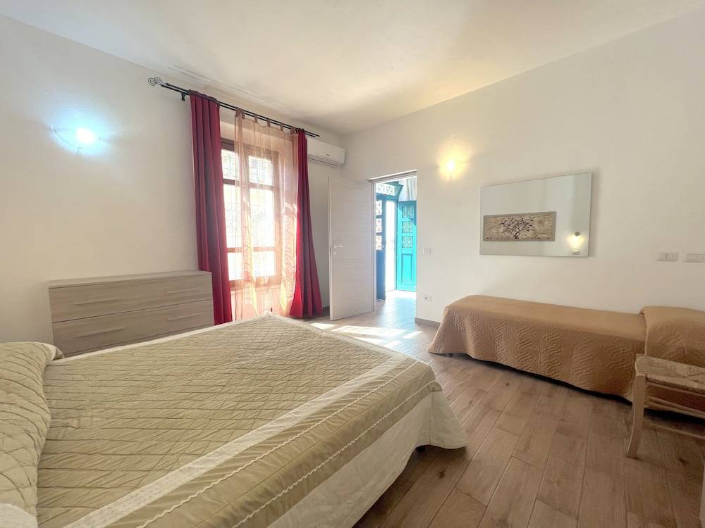 Olbia Domus Inn 1