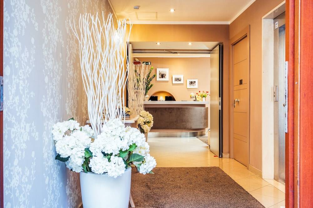 Hotel Centrale 2