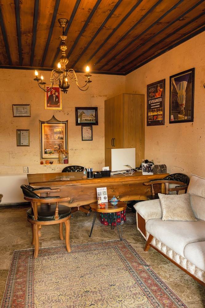 Cave Hotel Saksagan 2