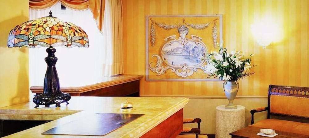 Hotel Lugana Parco Al Lago 2