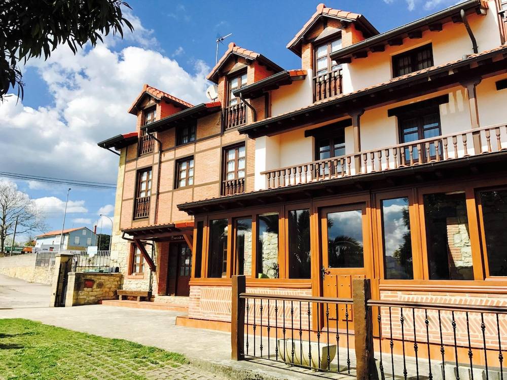 Posada La Cabaña De Salmon 1