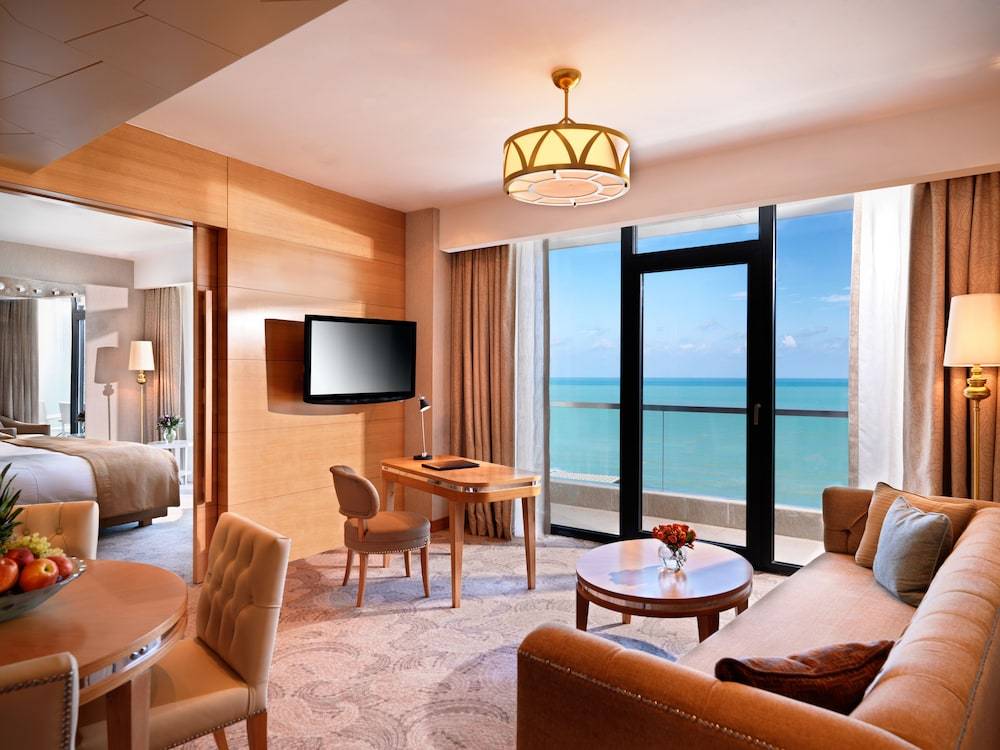 Bilgah Beach Hotel 1