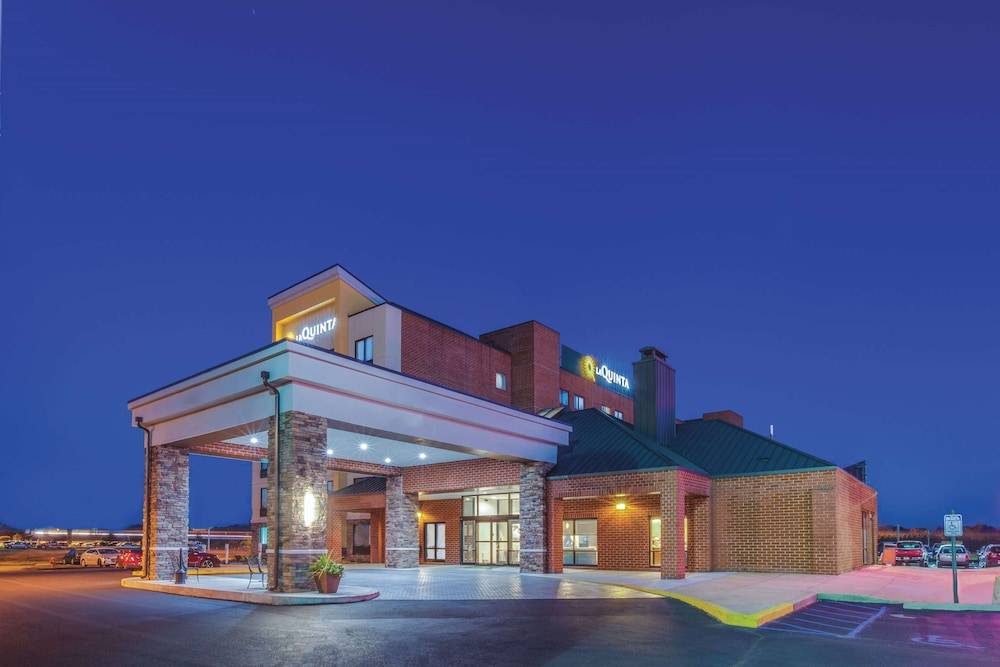 La Quinta by Wyndham Philadelphia Airport 1