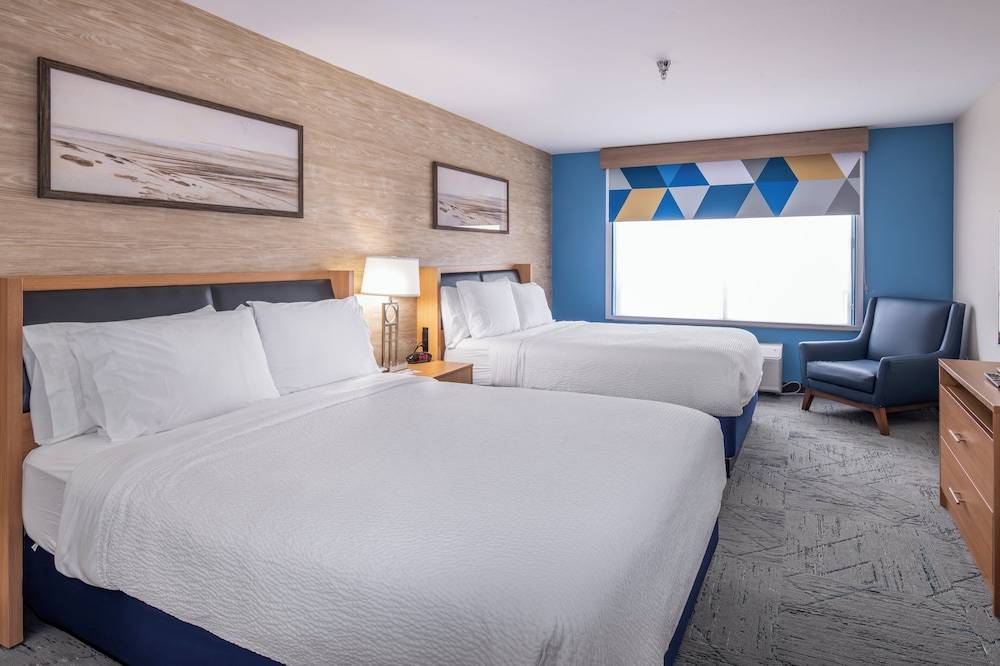 Holiday Inn Express & Suites HENDERSON by IHG 2