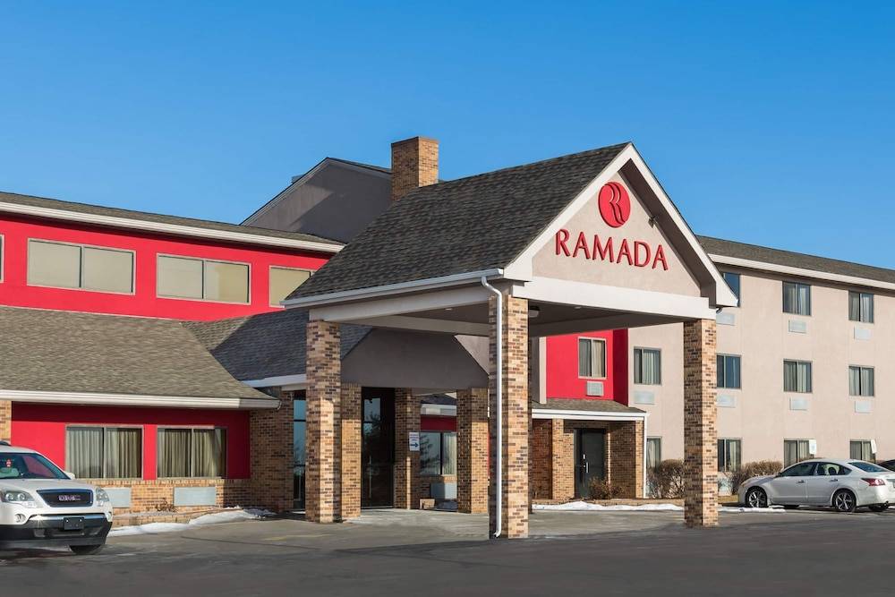 Ramada by Wyndham Platte City KCI Airport 1