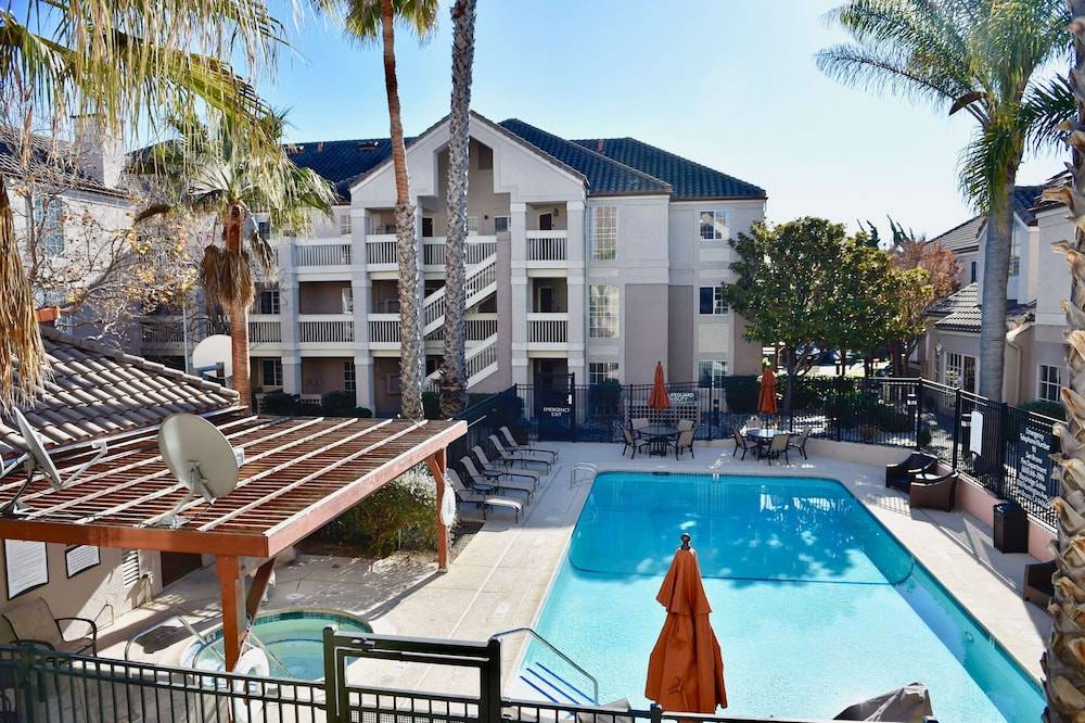 Sonesta ES Suites San Francisco Airport San Bruno 1