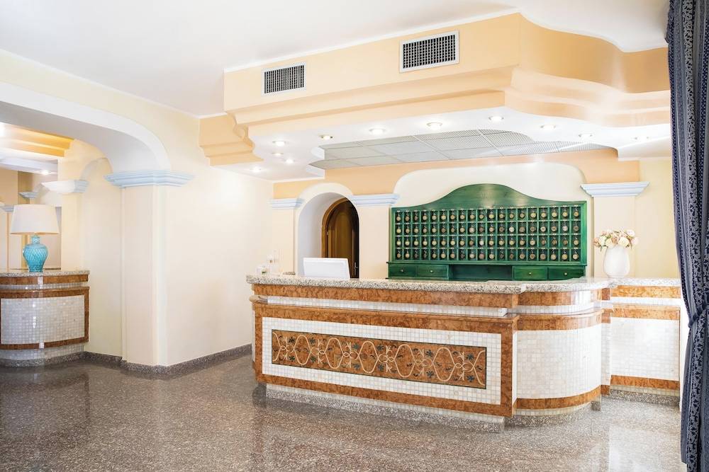 Hotel Maria Rosaria 2