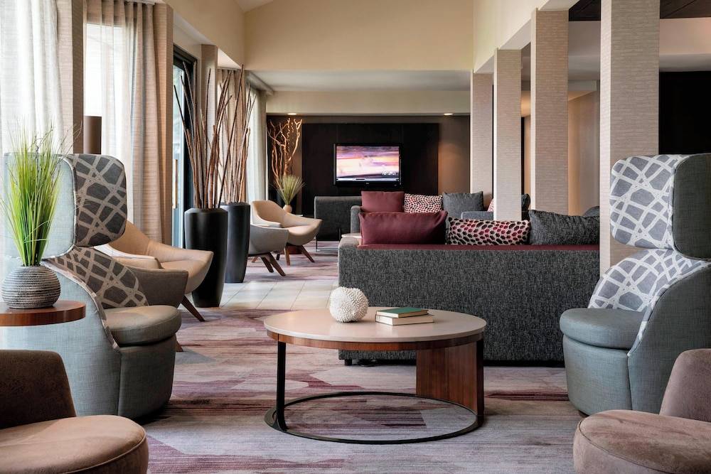 Courtyard by Marriott San Francisco Airport 2