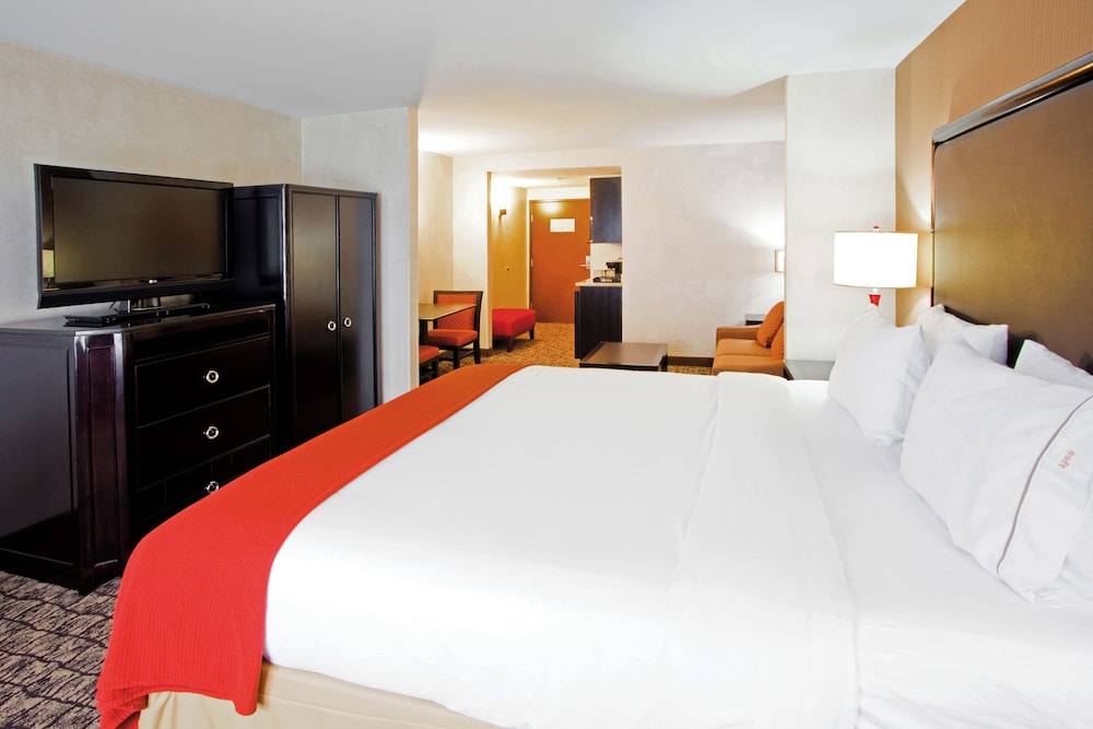 Holiday Inn Express & Suites COLUMBIA EAST - ELKRIDGE by IHG 2