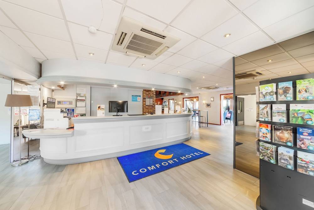 Comfort Hotel Evreux 2