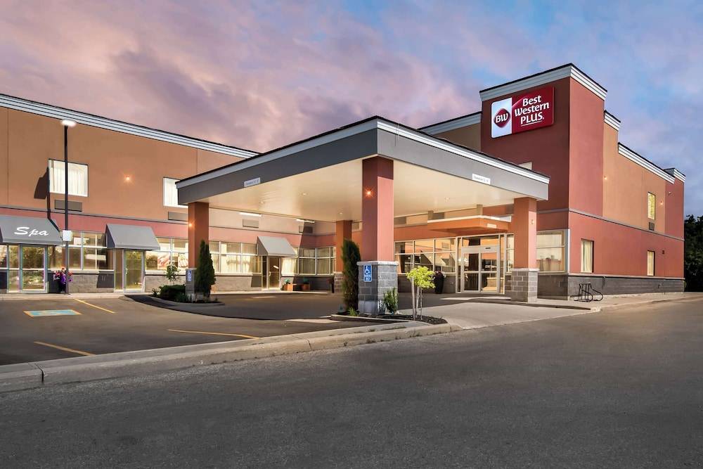 Best Western Plus Fergus Hotel 1
