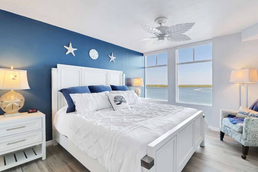 Lovers Key Resort 1