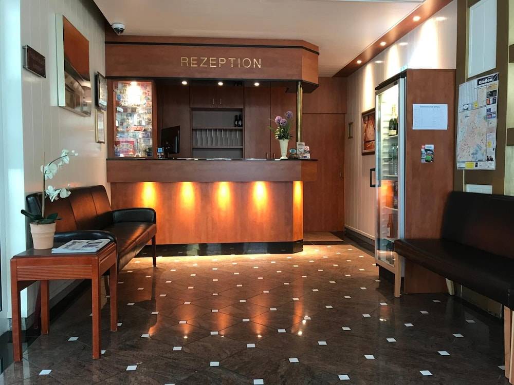 Parkhotel Friedrichstrasse 1