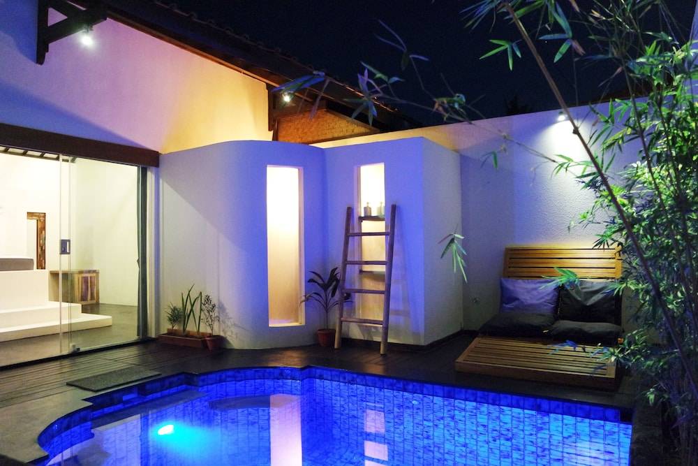 Stay Shark Villas Gili Air 1
