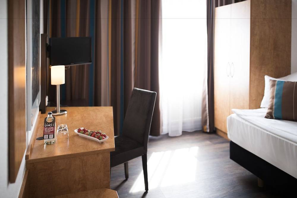 Stuttgart Großbettlingen Hotel by Belvilla 2