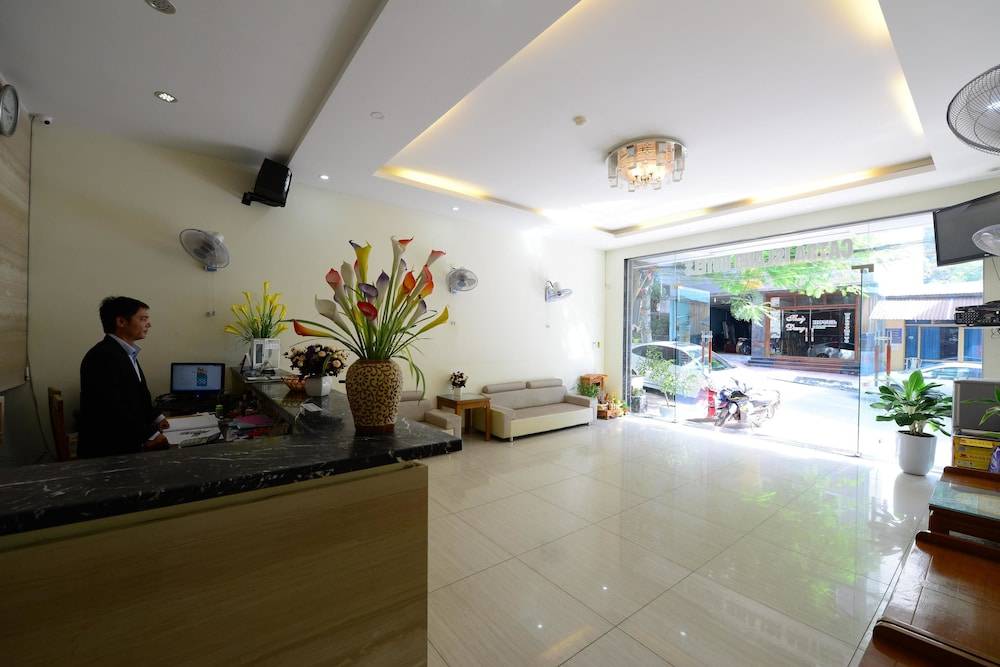 catba island hostel 2