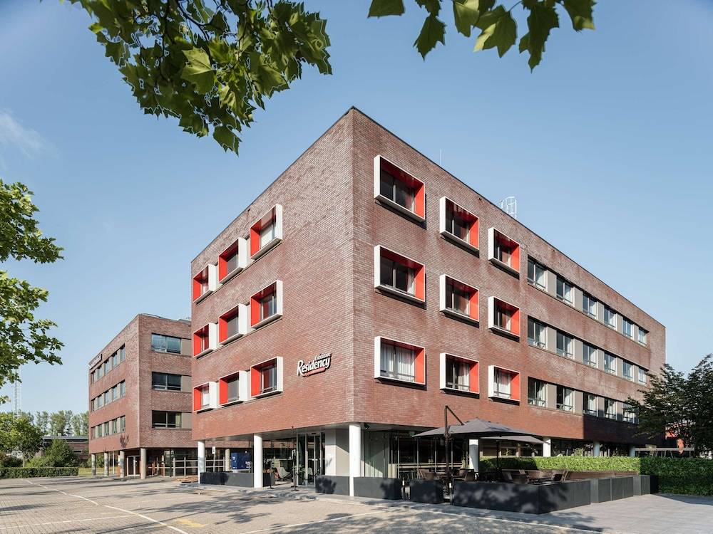 Executive Residency by Best Western Amsterdam Airport 1