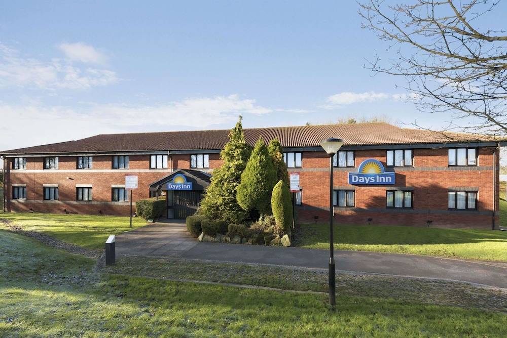Days Inn by Wyndham Membury M4 1