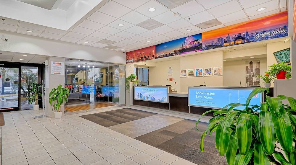 Motel 6 Los Angeles, CA - Los Angeles - LAX 2