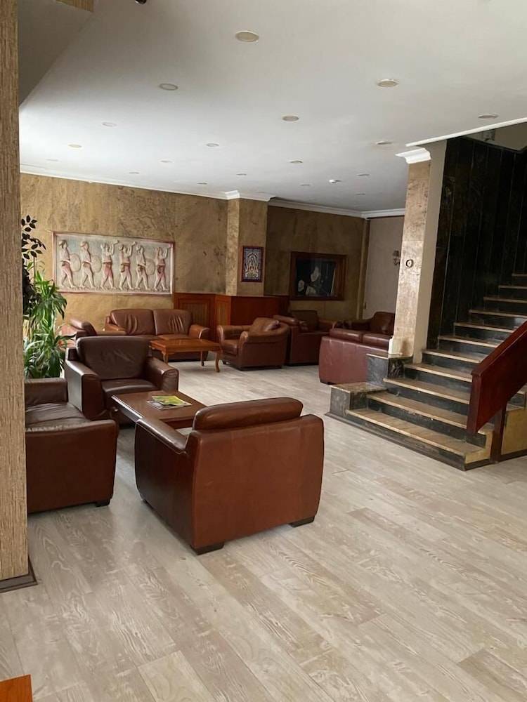 Hotel Altinnal 2
