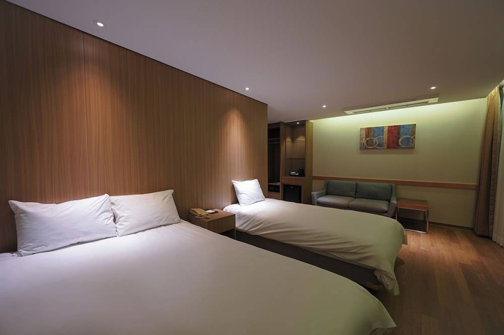Astar Hotel 1