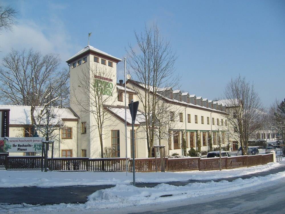 Jembo Park Hotel 1