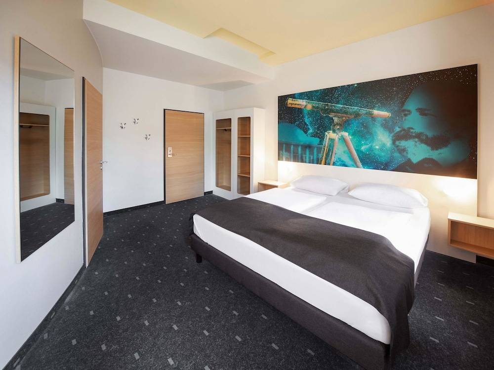 B&B Hotel Jena 1