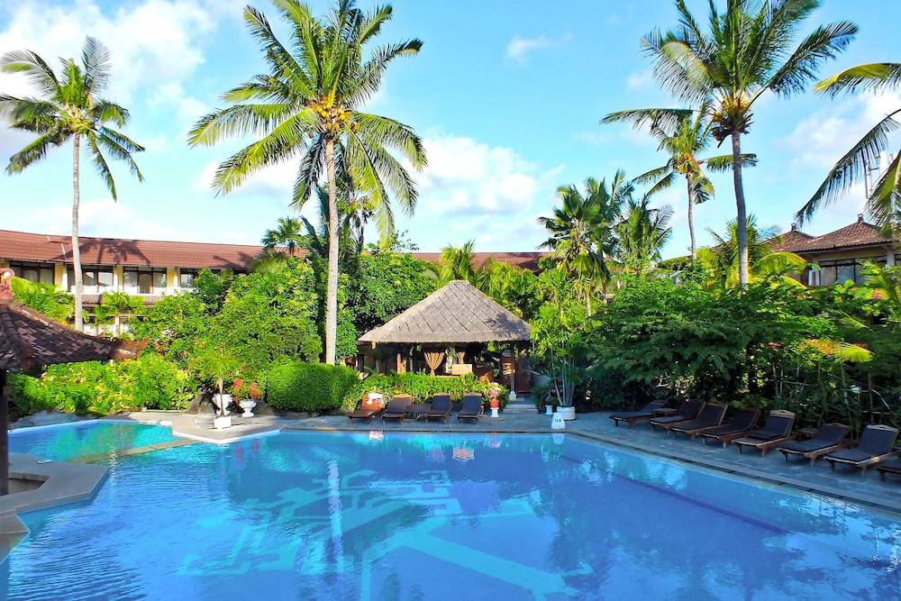 Palm Beach Hotel Bali 1