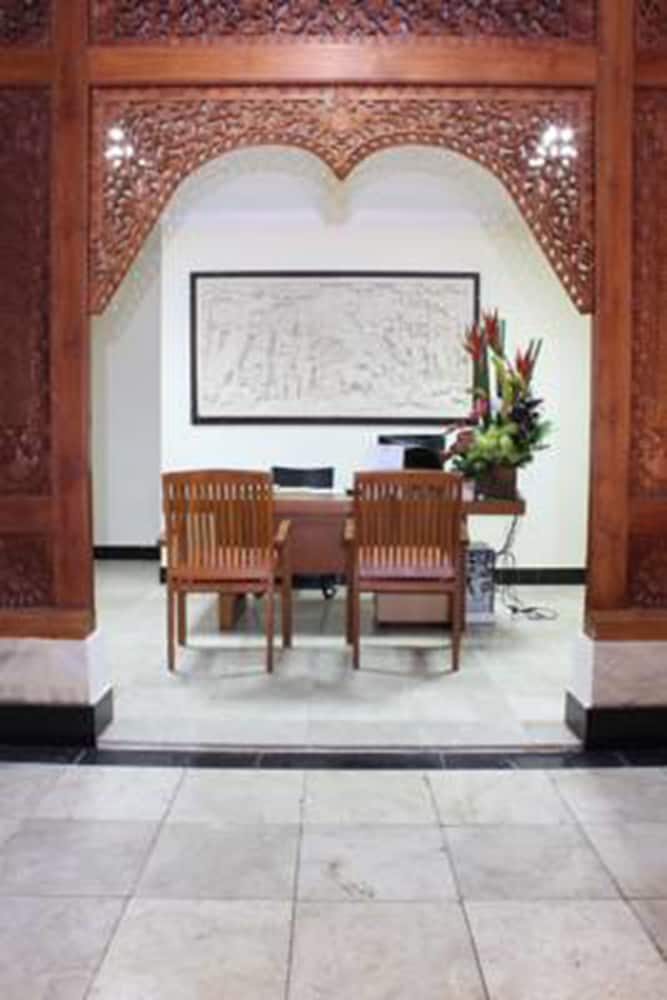 Radha Bali Hotel 2