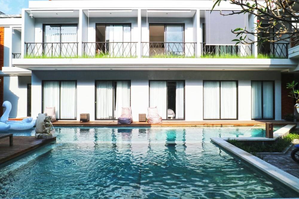 Gemini Star Hotel Kuta 1