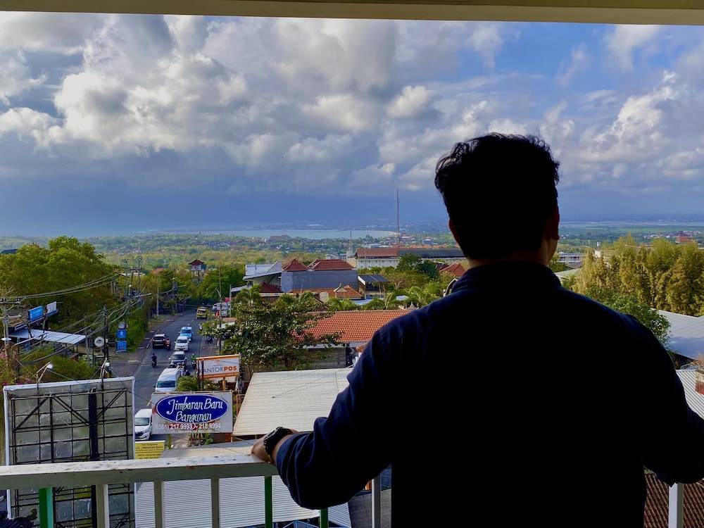 MaxOneHotels at Bukit Jimbaran 1