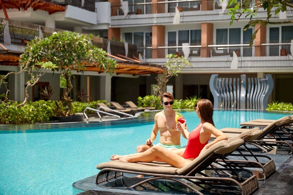 Fairfield by Marriott Bali Kuta Sunset Road 1