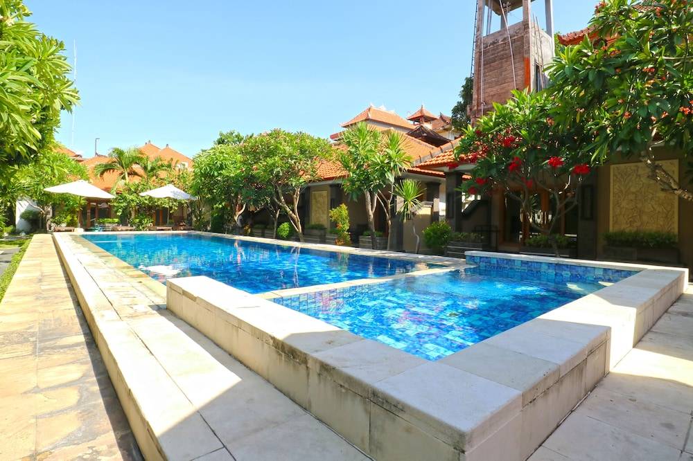 Gora Beach Inn 1