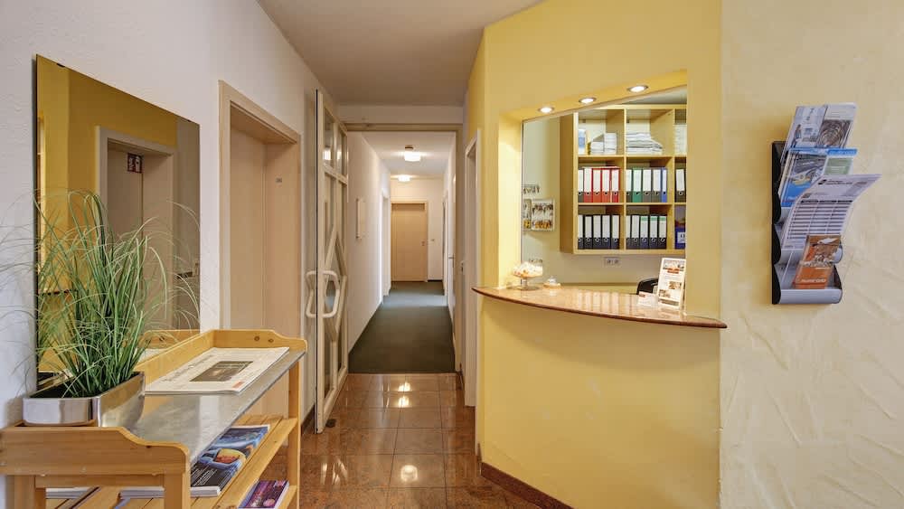 Airport-Messe-Hotel Stetten 2