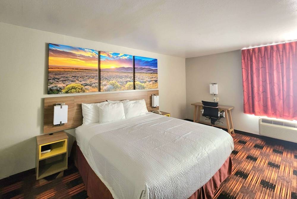 Days Inn by Wyndham Lumberton 1