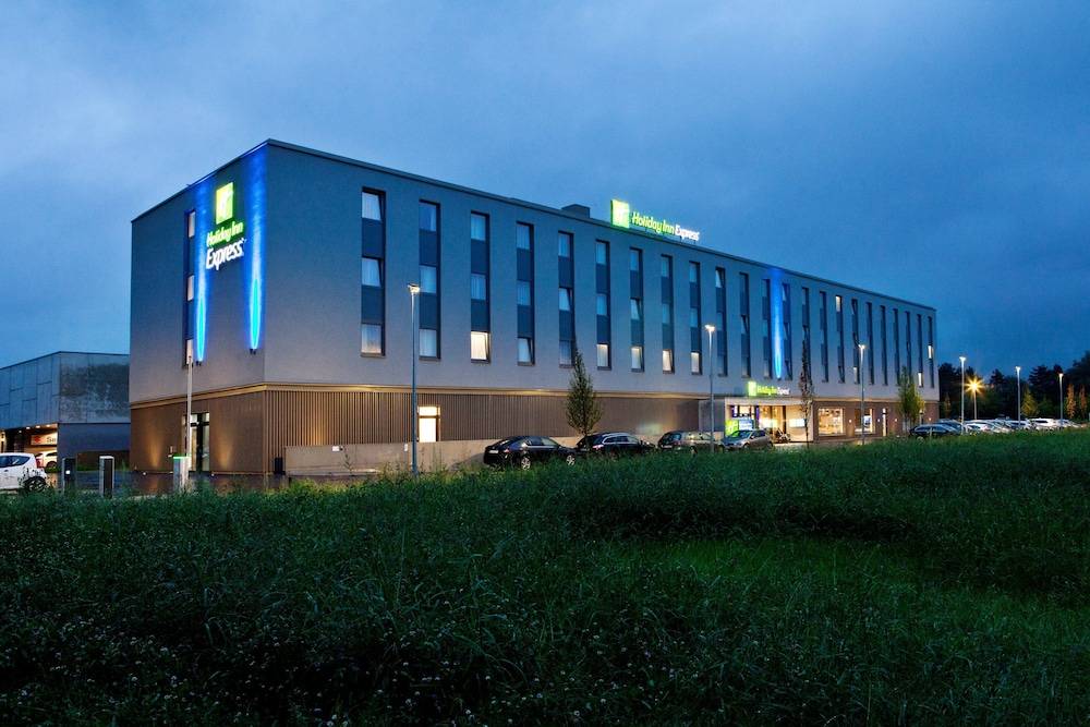 Holiday Inn Express LUSTENAU by IHG 1