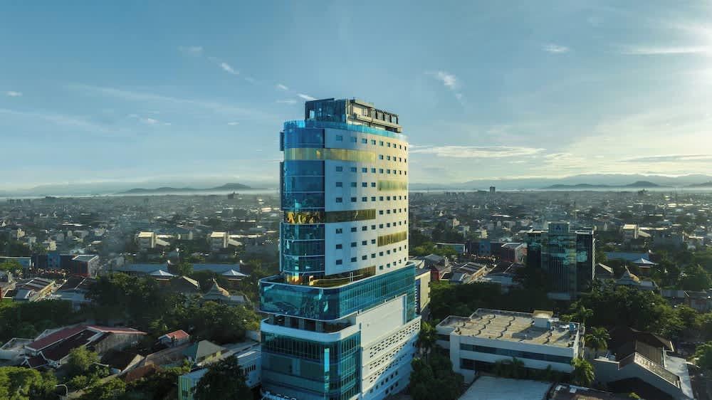 Meliá Makassar 1