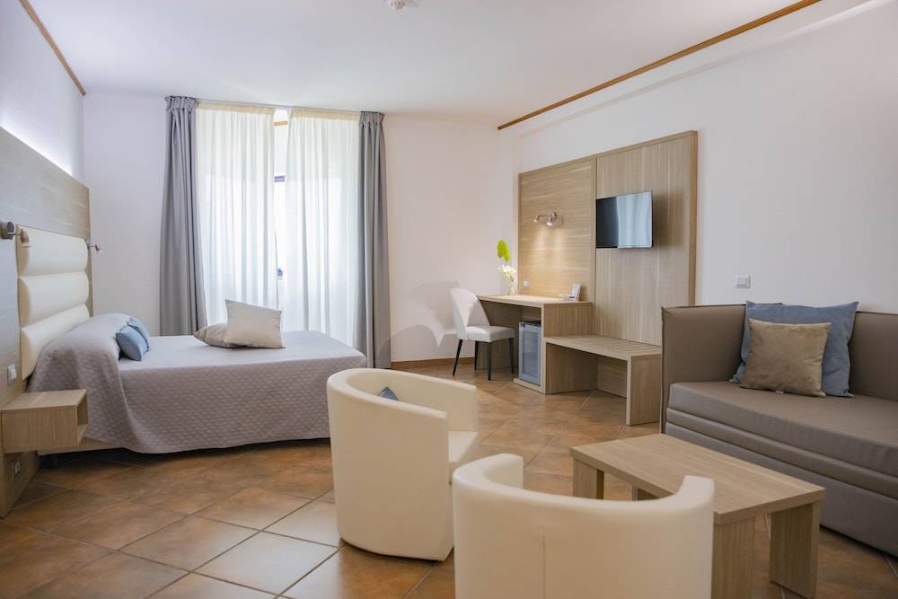 Pegasus Hotel 1