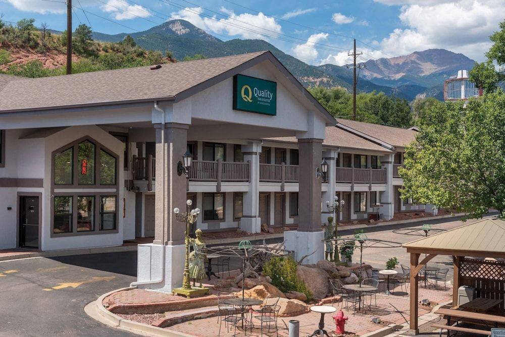 Quality Inn & Suites Manitou Springs at Pikes Peak Garden of the Gods 1