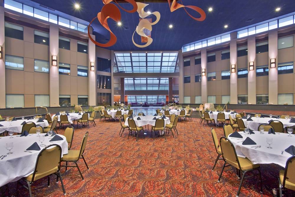 Holiday Inn MANITOWOC by IHG 1