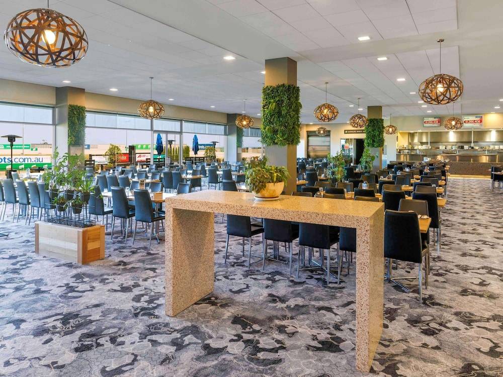 Mantra Melbourne Melton 1