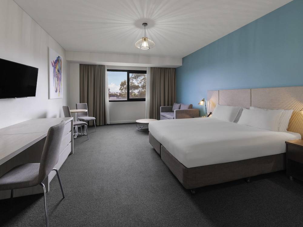 Mantra Melbourne Melton 2