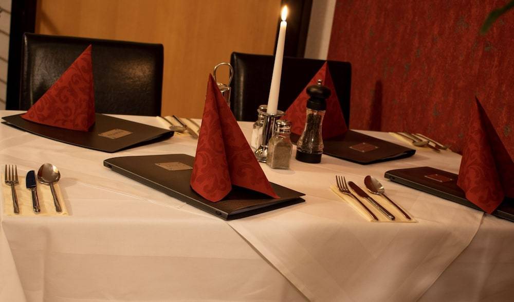 Check Inn Hotel Merseburg 1