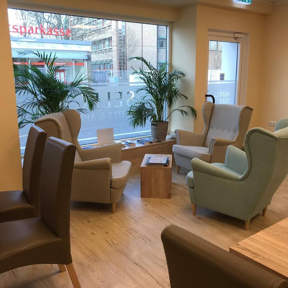 Hotel Select Suites & Aparts 2