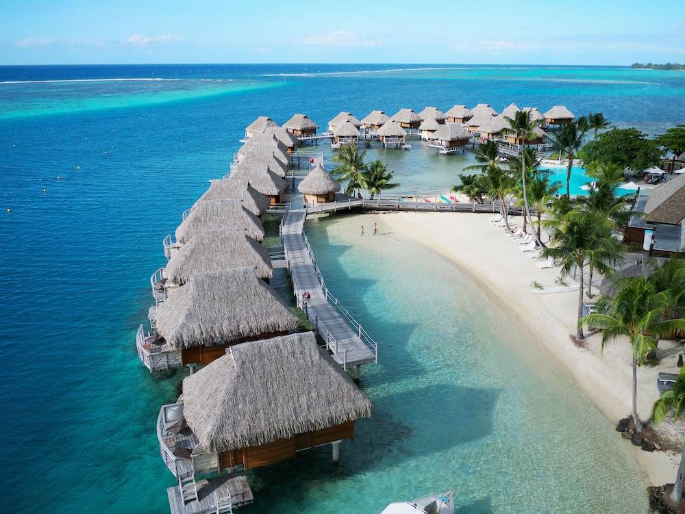 Manava Beach Resort & Spa Moorea 1